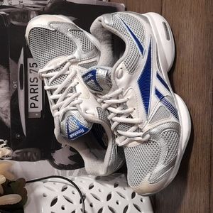 🤪💯 Reebok Flex ride. Women's 6.5